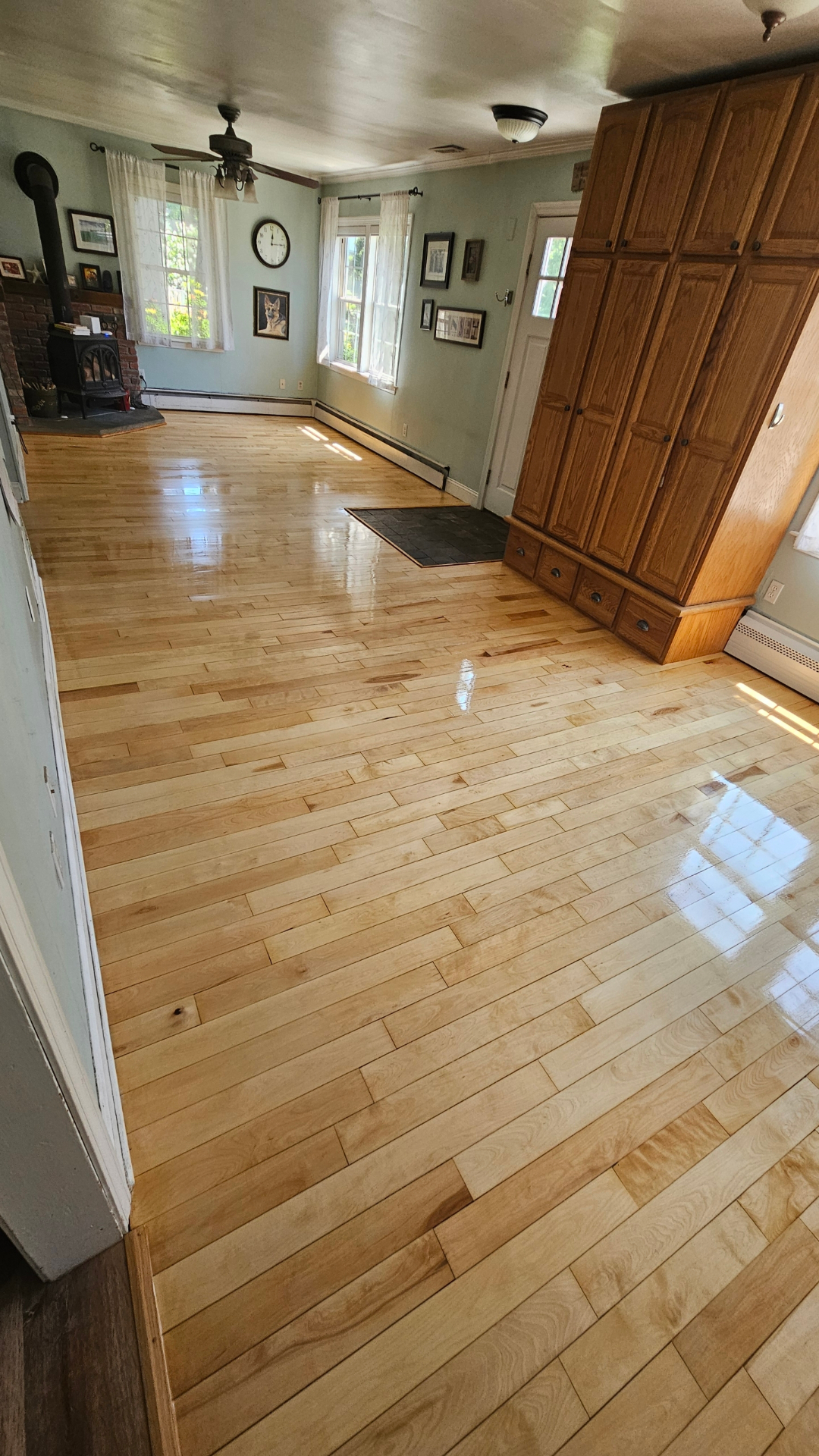 Stained Red Oak | Oil-based Polyurethane